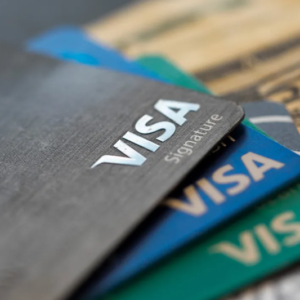 CANADA - LINKABLE DEBIT | $2000+ CAD BAL